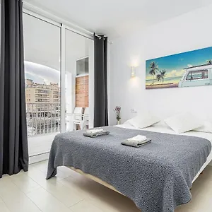 apartamento-con-terraza-al-canal.topcostabravahotels.com/